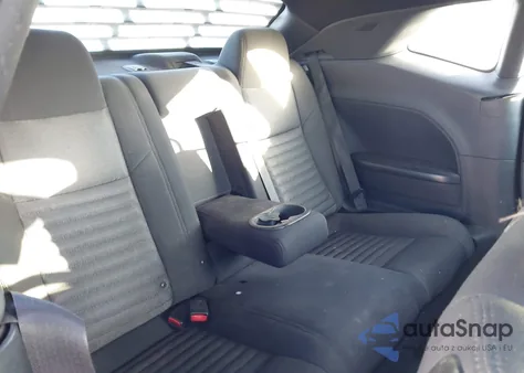 2014 Dodge Challenger Sxt z USA, uszkodzony, nr VIN 2C3CDYAGXEH176329